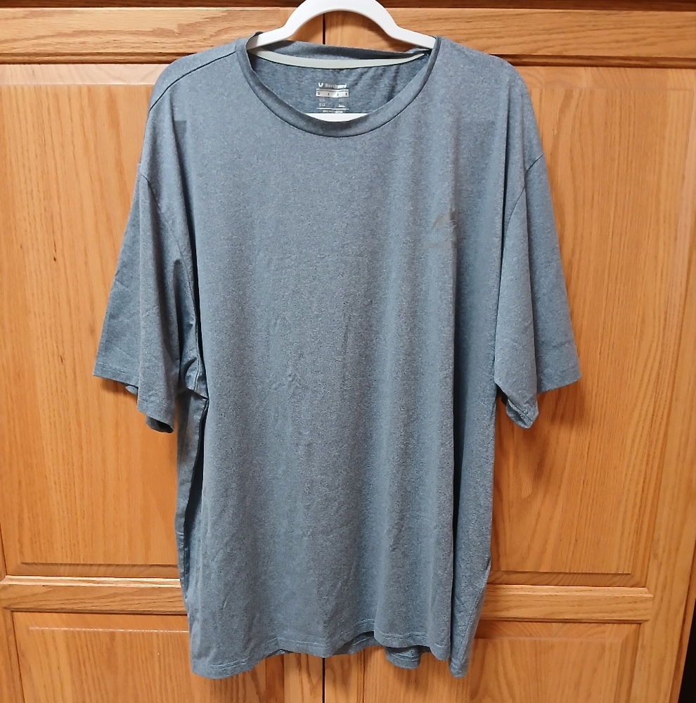 NWT Northyard SPF 50 SZ 3X